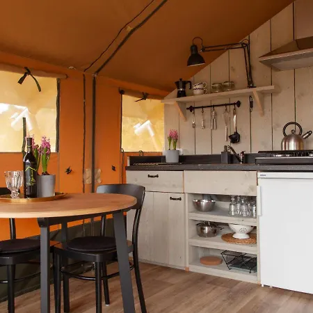 Luxury tent Elisa Safari Tent